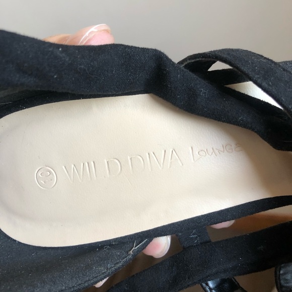 Suede lace up heels - Picture 3 of 7